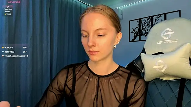 BrightAnnie online show from November 21, 4:09 pm