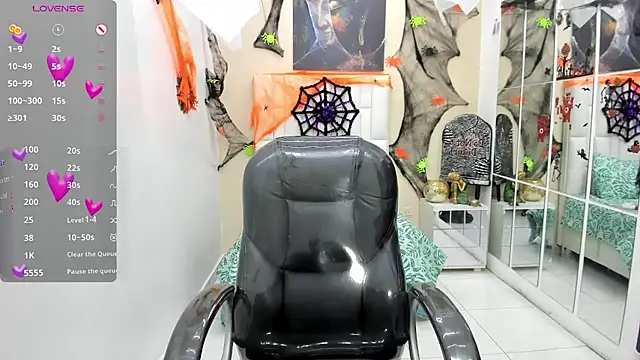 venus cortez online show from October 30, 6:20 pm