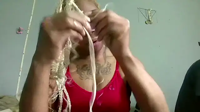 Tishrella6 online show from March 8, 7:18 pm