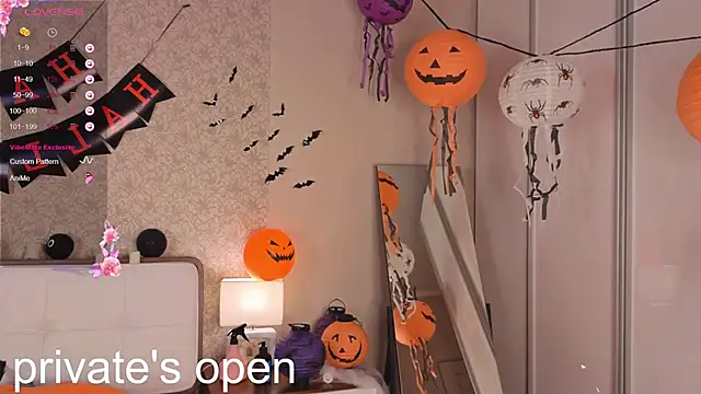 Brittney Shaw online show from November 1, 2:43 pm