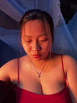 maianhcute online show from March 15, 12:56 am