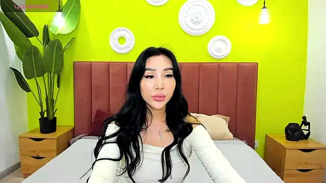 Jennifer Munoz online show from September 16, 1:24 am