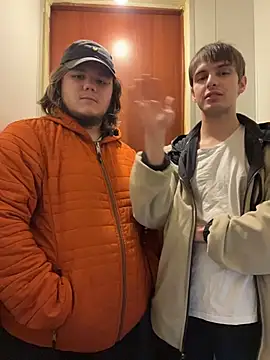 desiredude9 online show from February 5, 7:17 pm