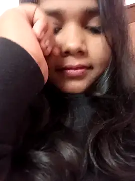 Aaradhya Sharma online show from February 4, 10:29 am