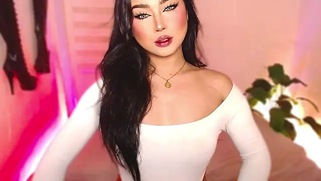 MissRumi Hunter online show from February 3, 7:07 pm