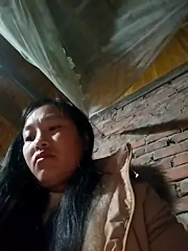 miss-su online show from February 1, 7:12 pm