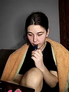 ToryTayler online show from March 14, 10:00 pm