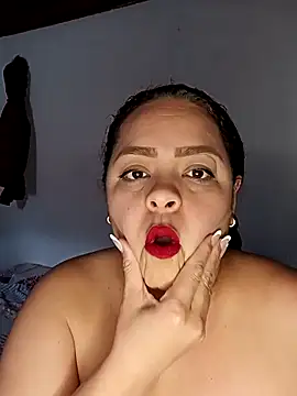 Snapshot of Miss_Adriana01 chatting on October 14, 8:33 pm Miss Adriana01 online show from October 14, 8:33 pm