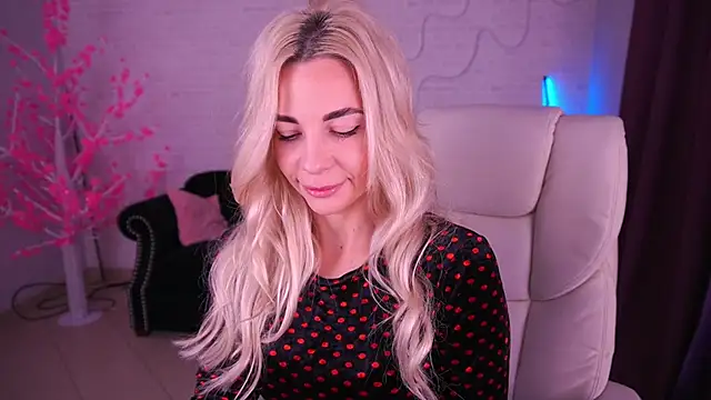 BellaRayyy online show from January 14, 7:13 am