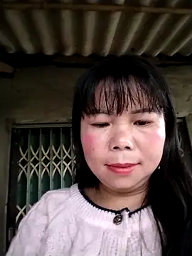 lusy-00 online show from September 29, 9:36 am