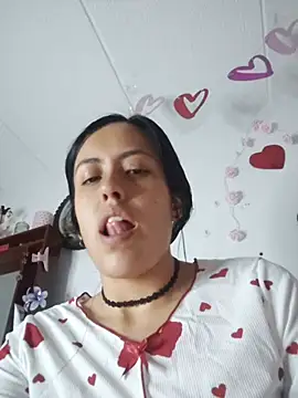 Queen Ashly online show from April 18, 3:09 am