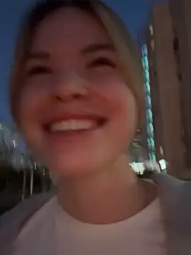 SMELLSEX online show from September 10, 4:40 pm