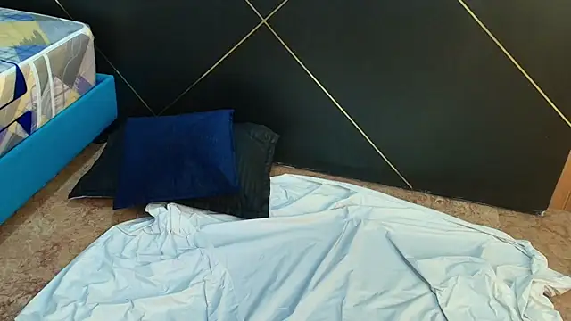 LiaMonroee  online show from November 19, 1:55 pm