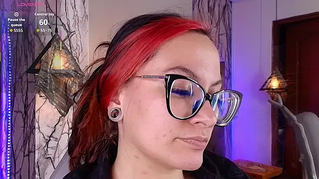 Zami Escobar of online show from February 26, 10:09 pm