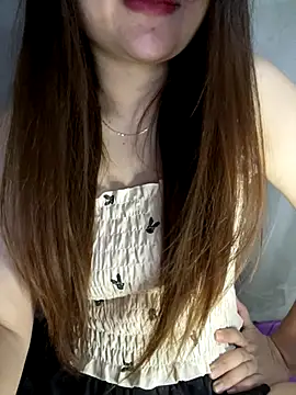 Hinne07 online show from September 17, 3:43 pm