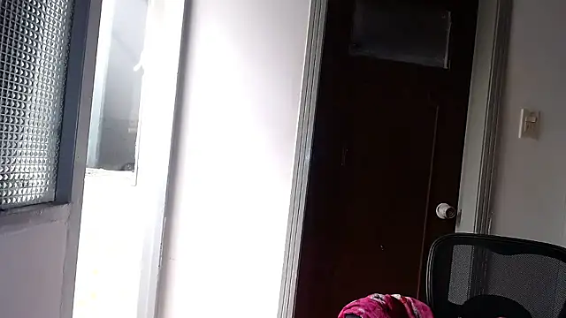 snow belle online show from January 14, 7:41 pm