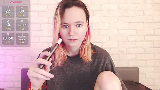 Ericha Stone online show from April 5, 2:10 am