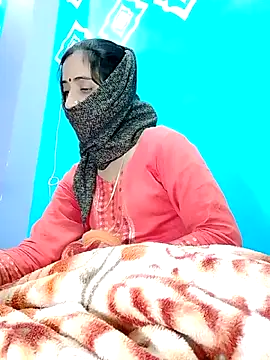 Snapshot of Pahadi_couple chatting on October 27, 9:20 pm Pahadi couple online show from October 27, 9:20 pm