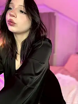 YourLittleDevil online show from January 12, 5:45 am