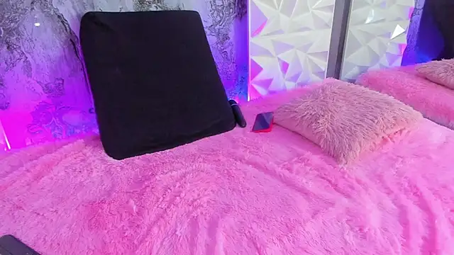 Madison 03 online show from January 11, 6:40 am