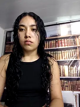 Snapshot of AmberGold- chatting on October 21, 11:25 am AmberGold- online show from October 21, 11:25 am