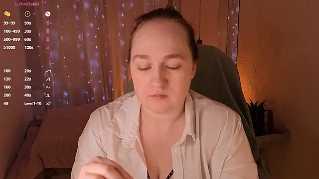 Kitty Rest  online show from April 22, 11:07 am