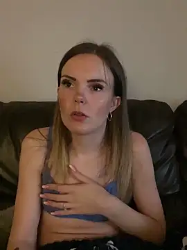 SexyLoLoUK online show from September 23, 9:57 pm