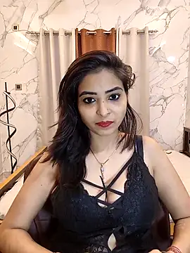 QUEEN-ADITI online show from March 4, 6:36 pm