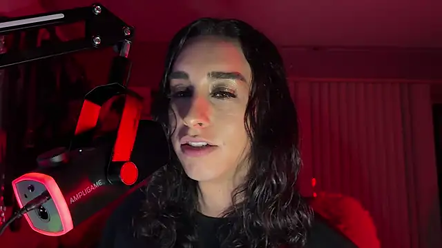 xoFrankie online show from April 19, 5:18 am