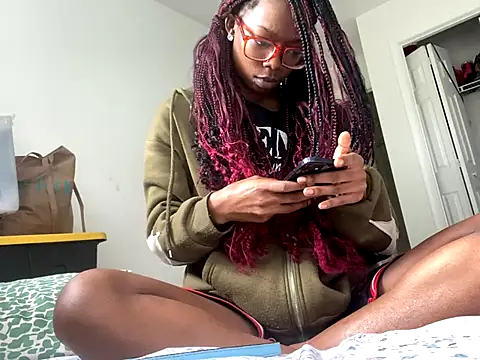 kayluxe online show from September 22, 6:17 pm