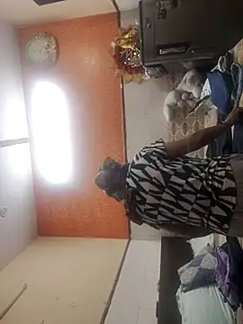 meenu bhabhi547 online show from September 9, 3:50 am