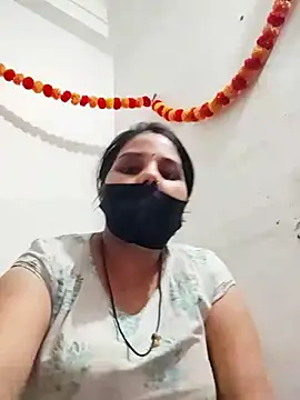 Snapshot of Sexybhabhi6 chatting on October 2, 8:19 am Sexybhabhi6 online show from October 2, 8:19 am