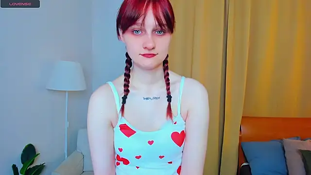 KatyKufel online show from October 31, 6:34 pm