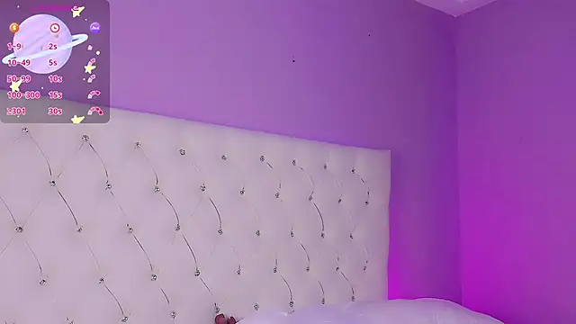 DaniielaV online show from February 8, 1:59 pm