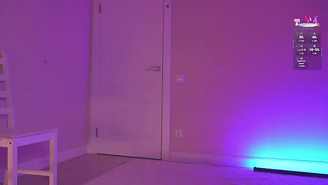 Miablueye online show from April 17, 4:42 pm