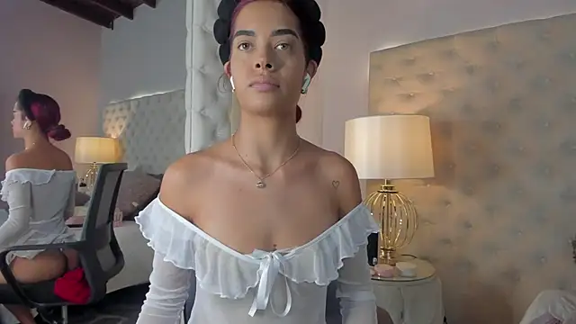 AlannaBlakes online show from November 4, 2:49 am