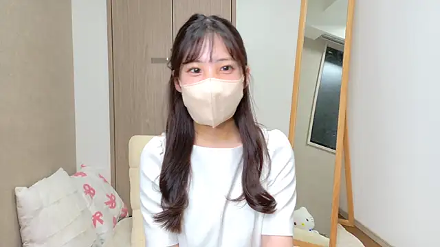 riri  nyan o0 online show from April 16, 11:10 am