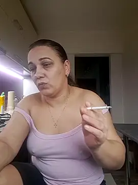 PalomaDesireee online show from November 8, 8:30 am