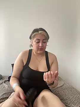 inked nekoo online show from March 18, 3:06 pm