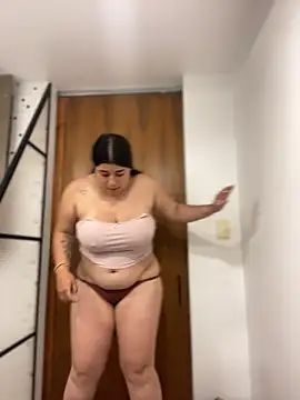 Tokio Sakura online show from January 14, 9:09 pm