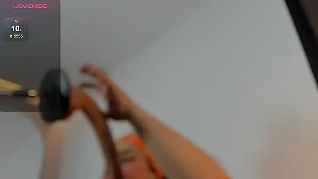 TIFFANY GLOW   online show from January 16, 3:46 am