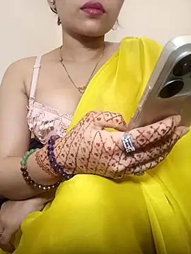 TheSassyGirl7 online show from April 19, 7:16 pm