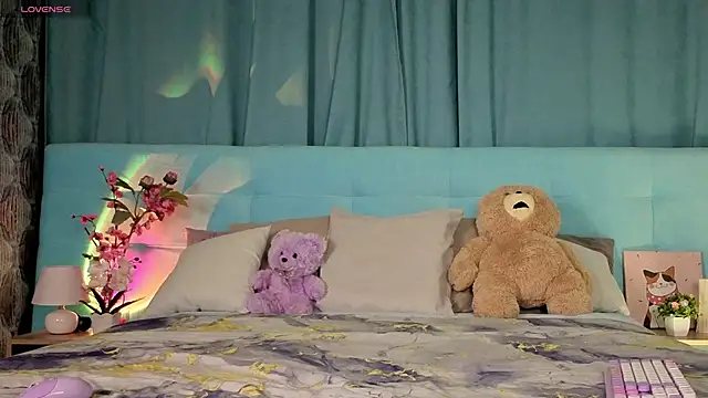 Aurora Bennet online show from February 11, 12:58 am