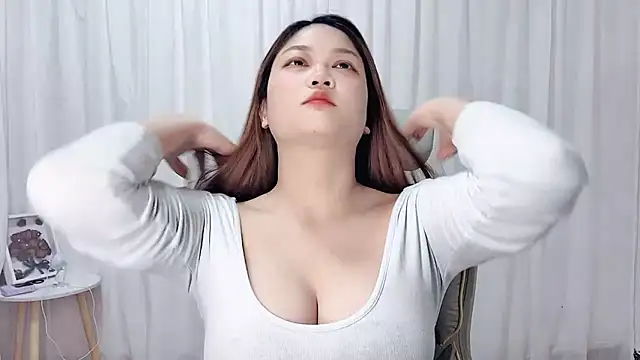 Dec-7758 online show from December 1, 1:58 pm