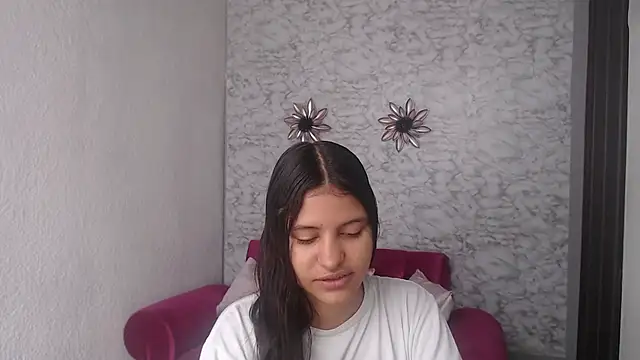Snapshot of Evagirl69 chatting on September 30, 6:24 pm Evagirl69 online show from September 30, 6:24 pm