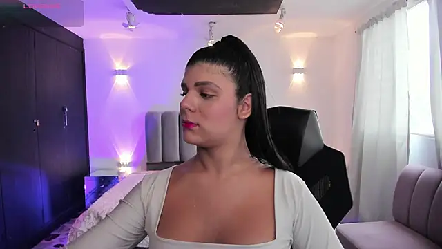 PauliinaBelle  online show from June 19, 2:53 pm