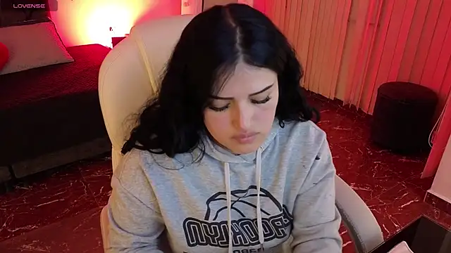 sari belle online show from January 17, 9:00 pm