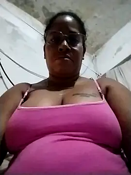 Snapshot of Big_ass_submissive chatting on October 21, 12:20 pm Big ass submissive online show from October 21, 12:20 pm