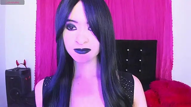 cutenaked 8 online show from July 17, 12:04 am