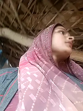 Snapshot of Sapna9685 chatting on October 21, 9:13 am Sapna9685 online show from October 21, 9:13 am